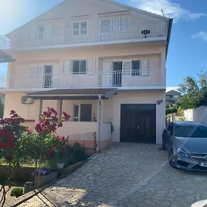  Apartament Apart Mani Di Lauro