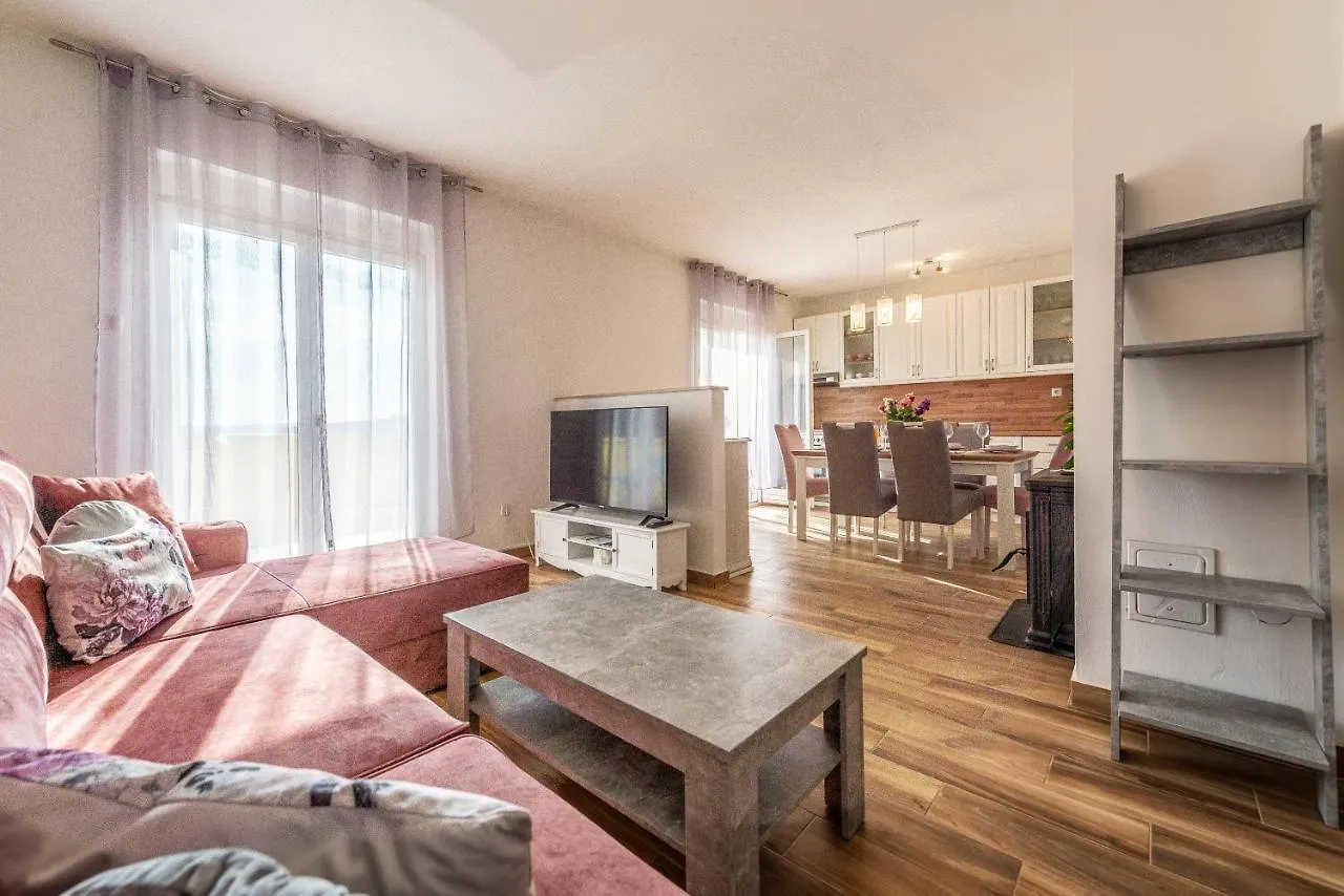 Vila Little House By The Sea Preko